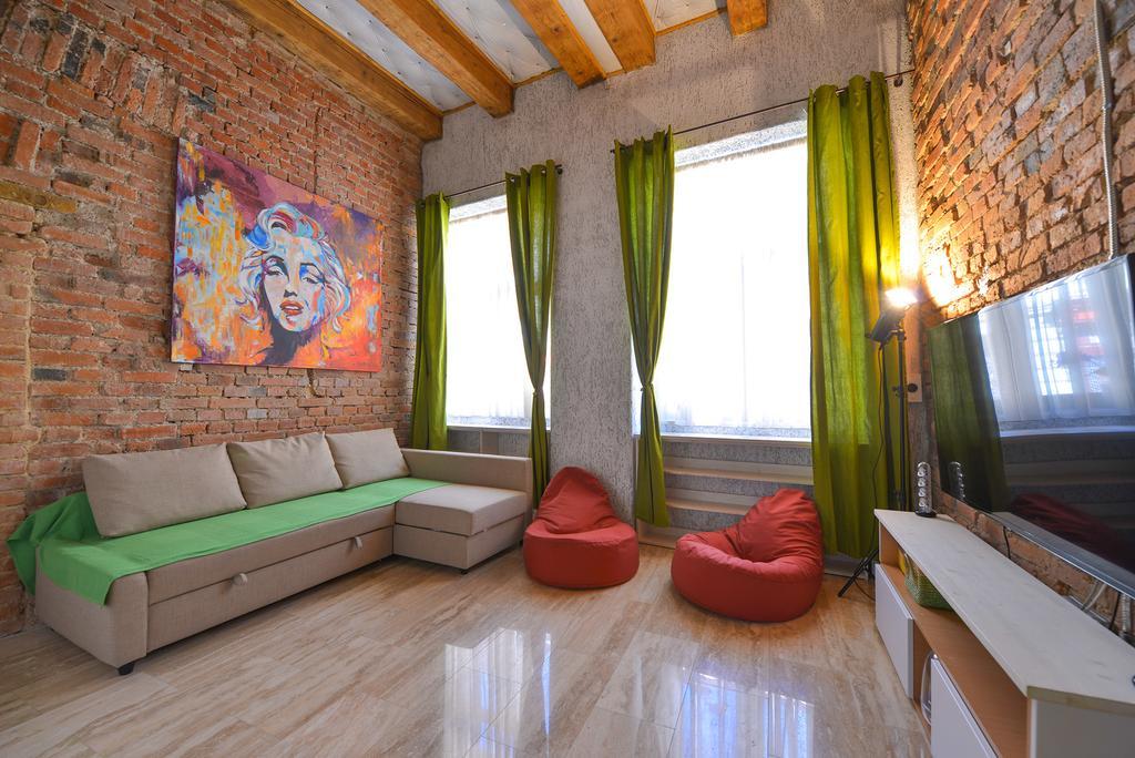 Michael Weiss Apartment Брашов Екстериор снимка