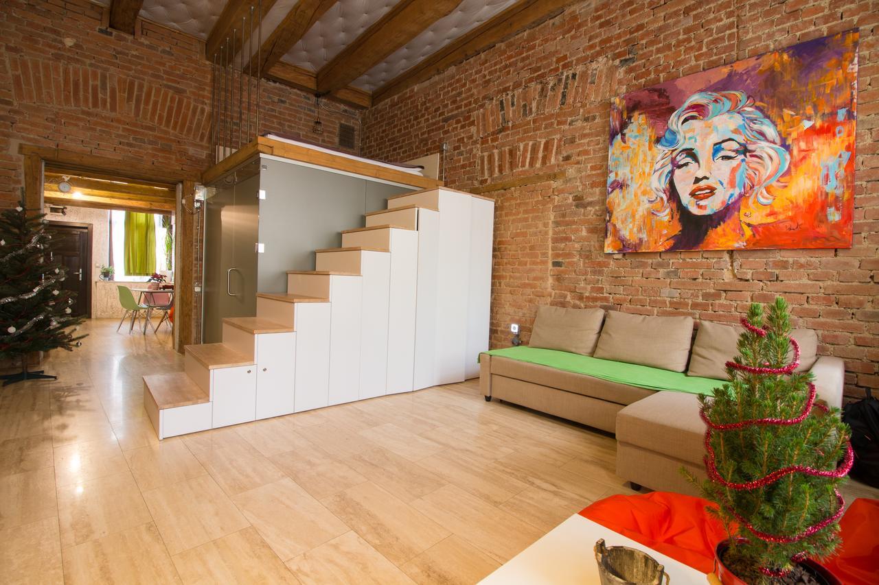 Michael Weiss Apartment Брашов Екстериор снимка