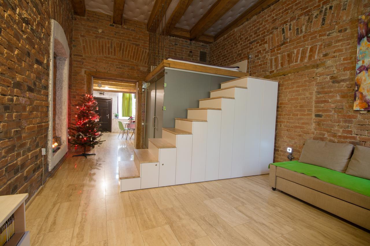 Michael Weiss Apartment Брашов Екстериор снимка